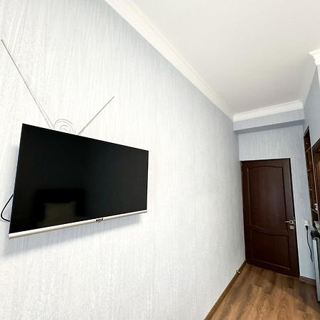 Armenia Hotel Jerevan Exteriör bild