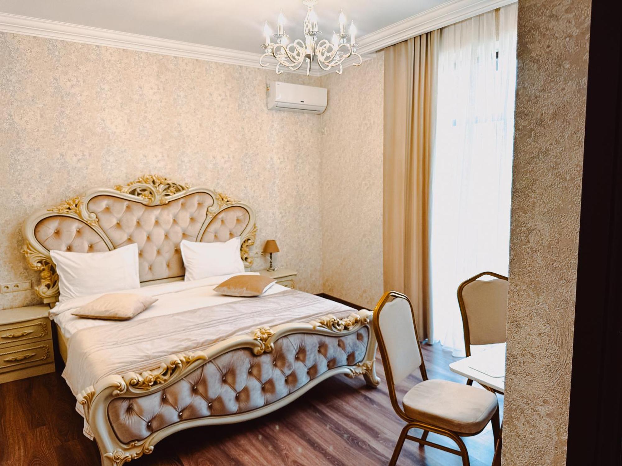 Armenia Hotel Jerevan Exteriör bild